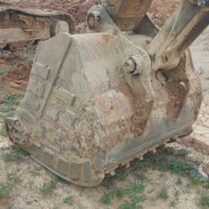 HYUNDAI R215