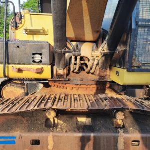 CATERPILLAR 320D2