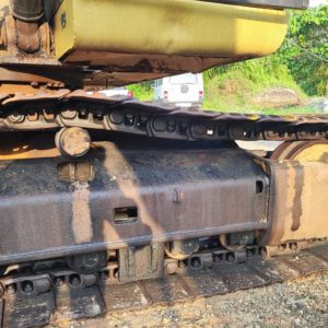 CATERPILLAR 320D2