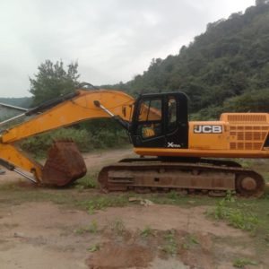 JCB JS380