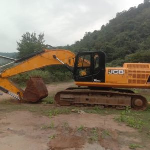 JCB JS380