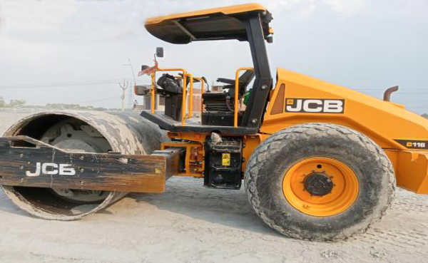 JCB VM116