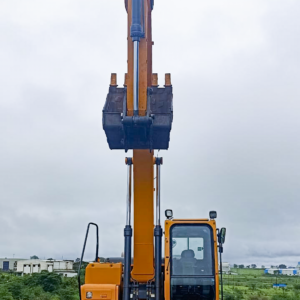 HYUNDAI R210