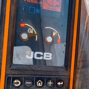 JCB JS220