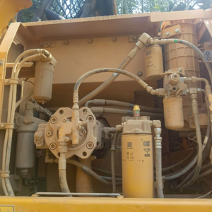 CATERPILLAR 323D3