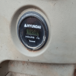 HYUNDAI R220