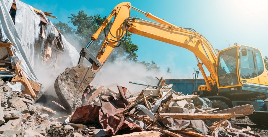 The construction industry, once known for its reliance on manual labor and traditional machinery, is undergoing a revolutionary transformation. In this era of technological advancement, smart equipment has emerged as a game-changer, reshaping the way construction projects are planned and executed. This article explores the evolution of construction through the lens of smart equipment and its profound impact on the industry.